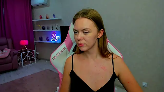 Strawberrye Live XXX-Chat