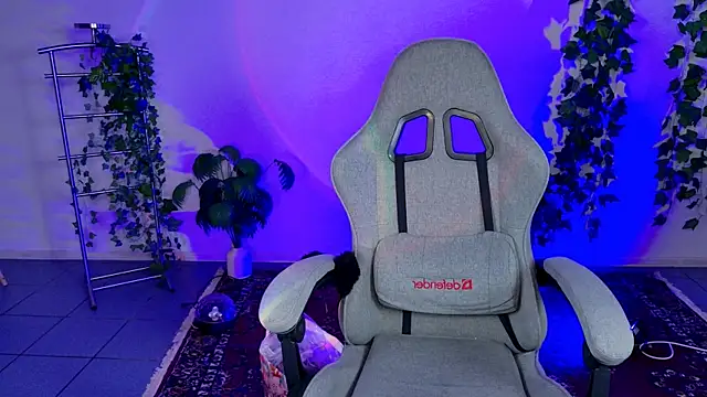 Kumiho_7777 élő XXX-chatje