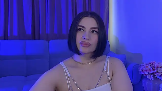AdrianaToress 即時 XXX 聊天