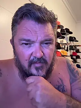 TatooedBear Webcam-Show