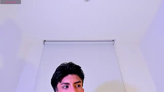 Chat XXX en directo de Erick_Velveth