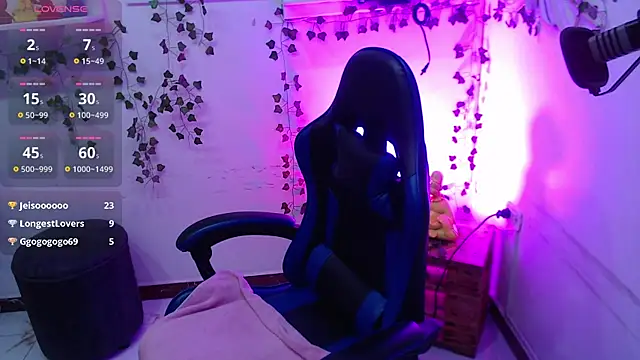 XXX chat uživo modela mia_bloom2