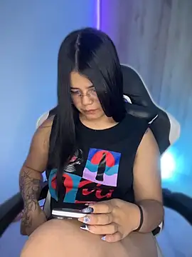 Chat XXX en directo de 2Angela_