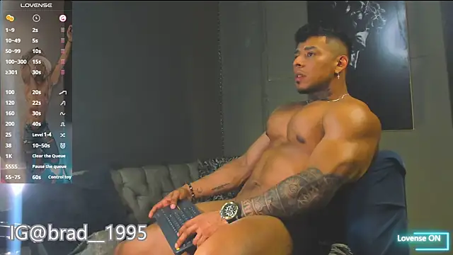 bradley_smith Live XXX-chat