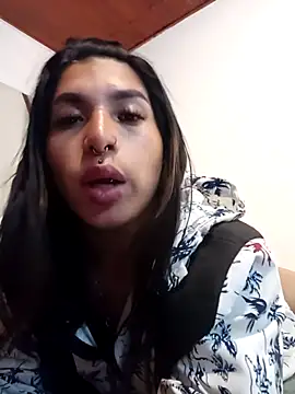 MeelFoxn Live XXX chat
