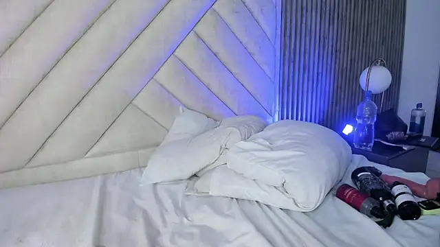 Živý XXX chat SarahRizof