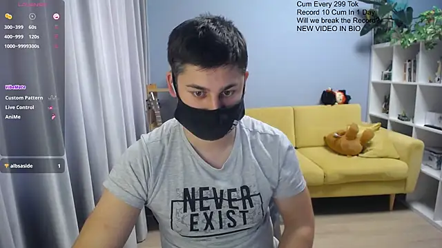 Živý XXX chat Tomguys