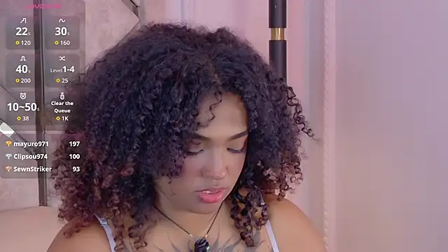 Cristal-Jonnes Chat XXX live