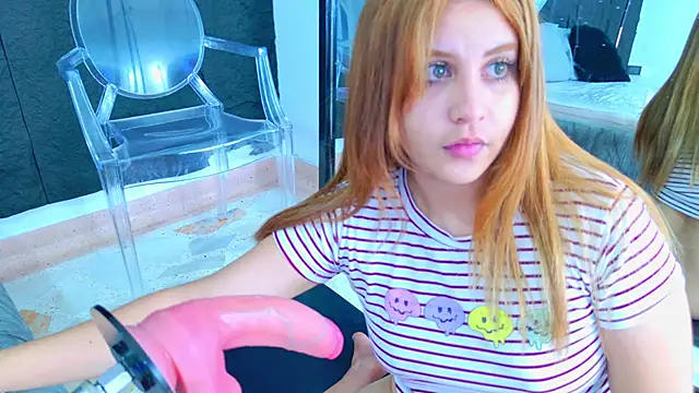 Chat +18 de LizzyOlsen ao vivo