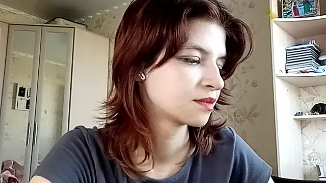 LowkeyIndigo webcam show
