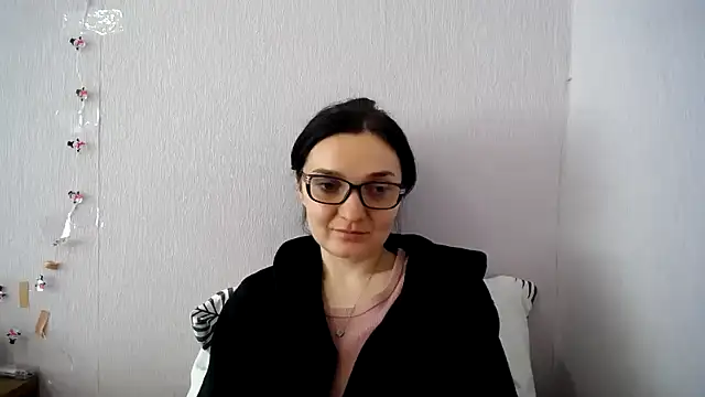 Shiny_gine's Live XXX Chat
