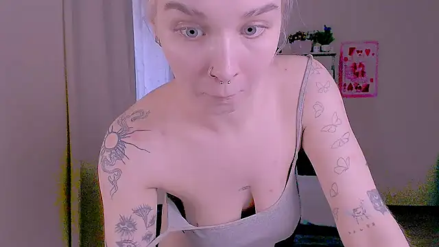Hot_Blonda 即時 XXX 聊天