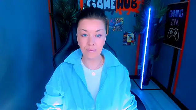 AnaMills Chat XXX live