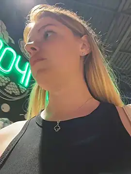 HarrietDart Chat XXX in diretta
