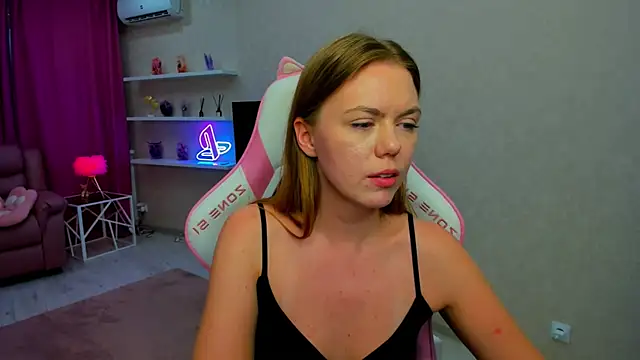 Chat +18 de Strawberrye ao vivo