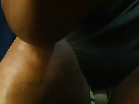Chat XXX en directo de bigblackcock75