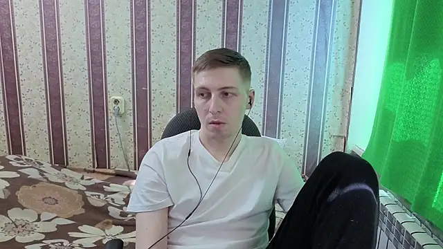 Darien_Brown: онлайн-секс-чат