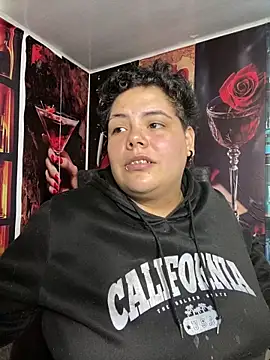 Hailey_Curvy's Webcam Show