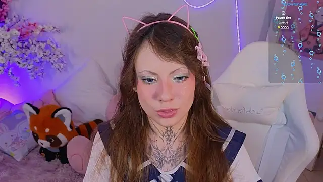 EricaMoonn Live XXX-Chat