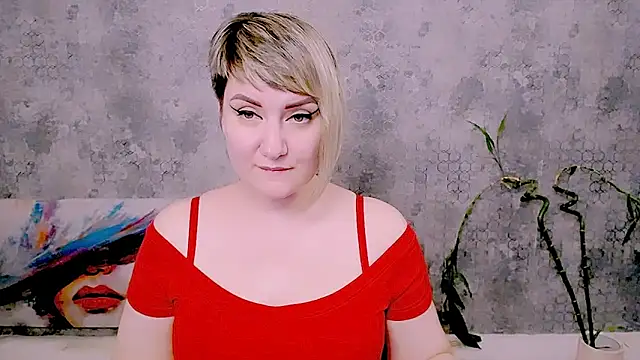 Djullia Live XXX-Chat