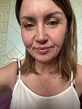 RainyAngel17's Live XXX Chat