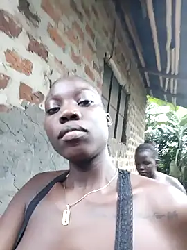 holygrail001's Live XXX Chat