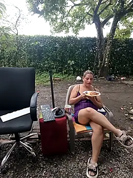Živý XXX chat hotandfierylatinos2023