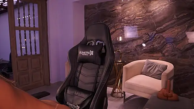 Онлайн чат XXX KylaMorrison