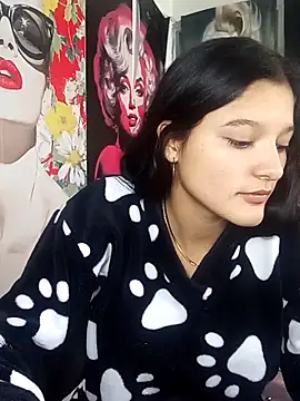 Sweet_Innocence_'s Webcam Show
