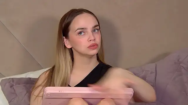 Chat +18 de AnitaVenture ao vivo