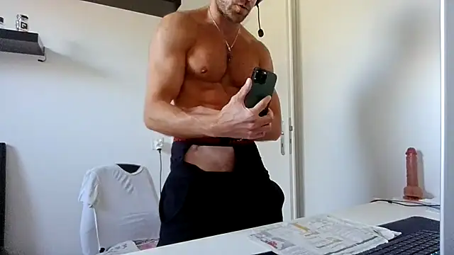 Chat XXX ao vivo de alpha-hunk