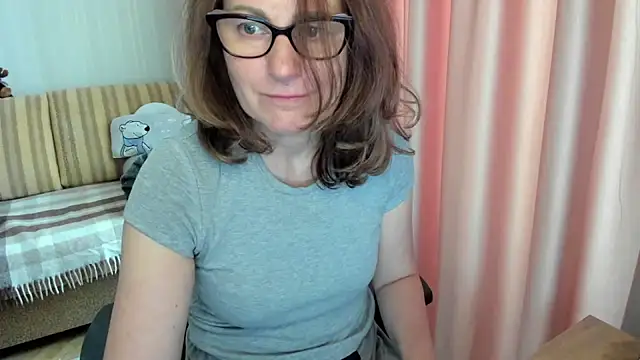 lauraoven's Live XXX Chat