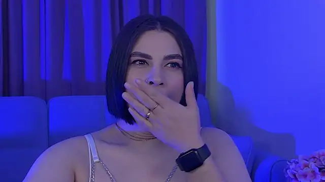 AdrianaToress Chat XXX in diretta