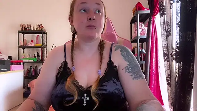 Chat +18 de kisicaxx ao vivo