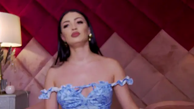 VictoriaLanes Adlı Modelin Canlı XXX Sohbeti