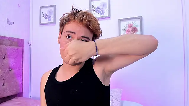 VeluniLiore Webcamshow