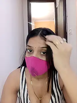 Pokazy przed kamerką – Cute_Rakhi8