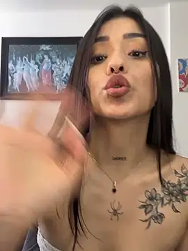 Chat +18 de ananya_sex1 ao vivo