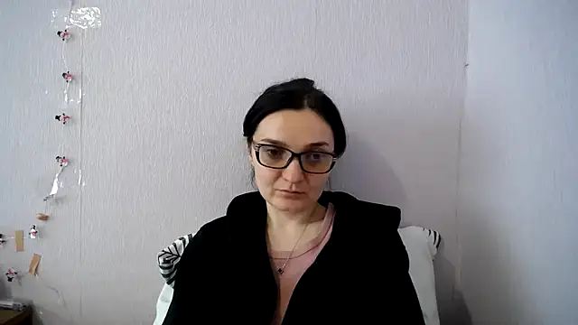 Shiny_gine Chat XXX live