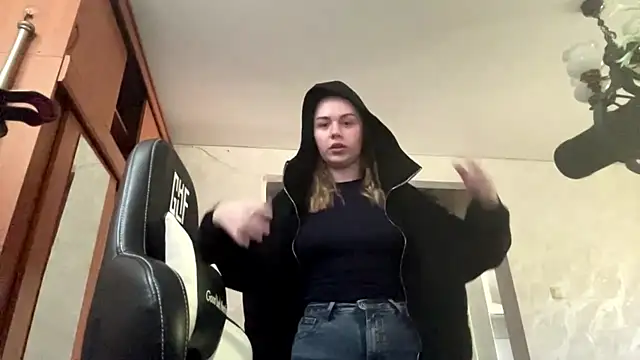 دردشة LeslySerna الجنسية المباشرة