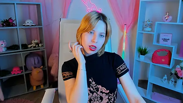 แชท XXX สดของ VivienneHebert