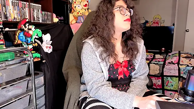 ShinyCherub Chat XXX live