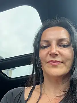 -OLYA- live XXX chat