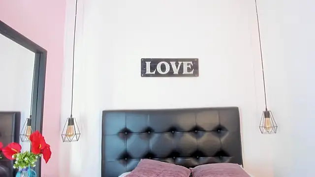 KatallelaMurillo's Live XXX Chat