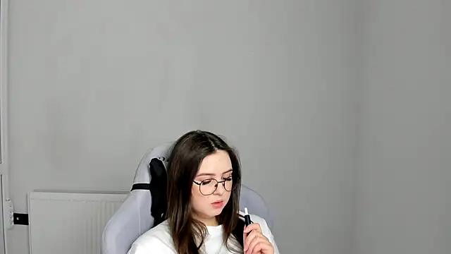 Chat XXX ao vivo de Regina_cute_