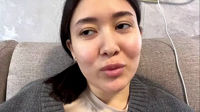 XXX chat uživo modela YourMiIa