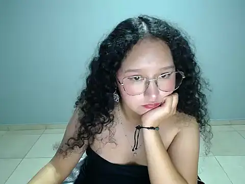XXX chat uživo modela littlelion18