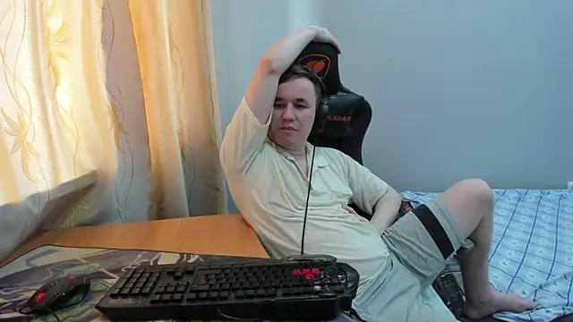 Show modela iliaskrislove na web-kameri
