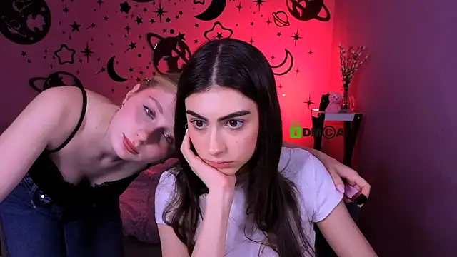 kaisy_star Adlı Modelin Canlı XXX Sohbeti