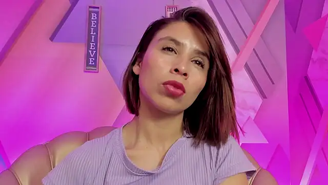 MacarenaBenz – Live XXX-chat